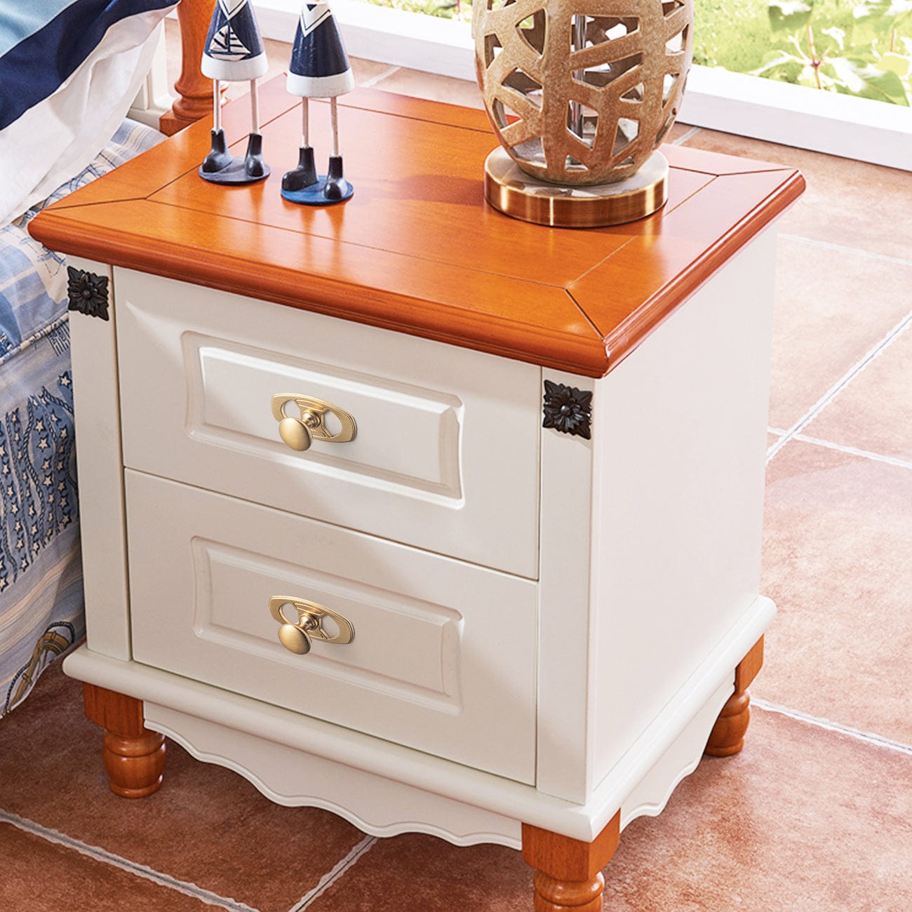 Stylish Contoured Cabinet Handle with Back Plate Decorative Cabinet Hardware