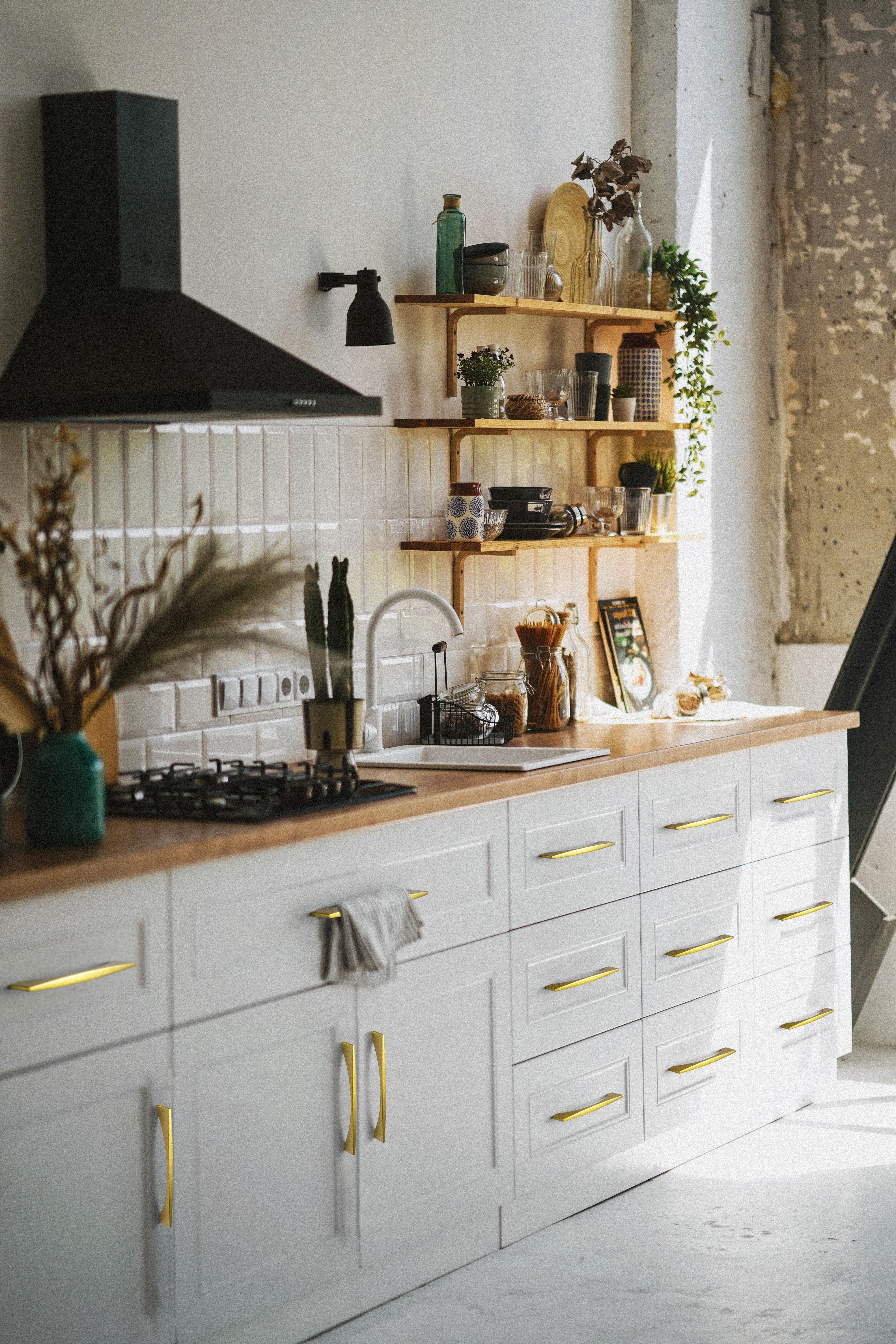 Stilvolle, moderne Schrankgriffe für das Schlafzimmer