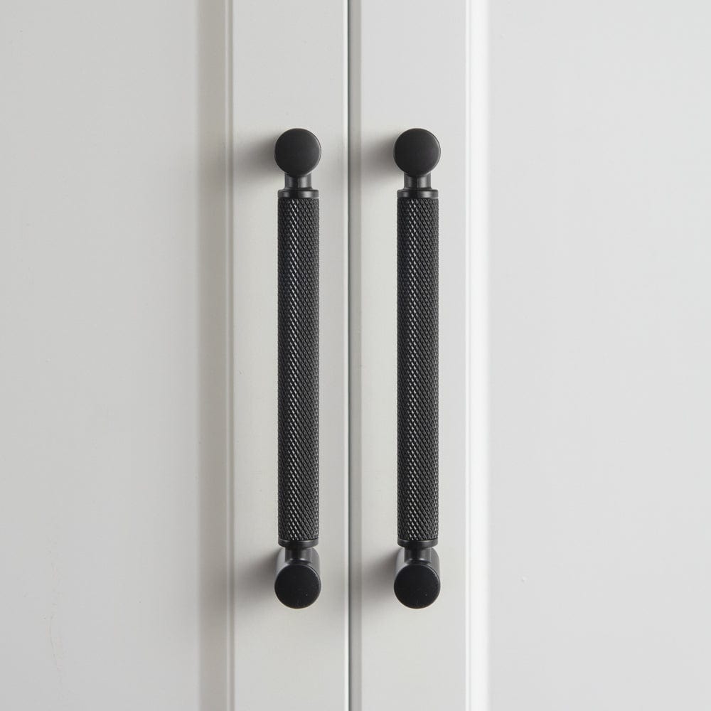 Classic Bar-shaped Knurled Aluminium Drawer Pull Durable & Stylish Hardware for Furniture