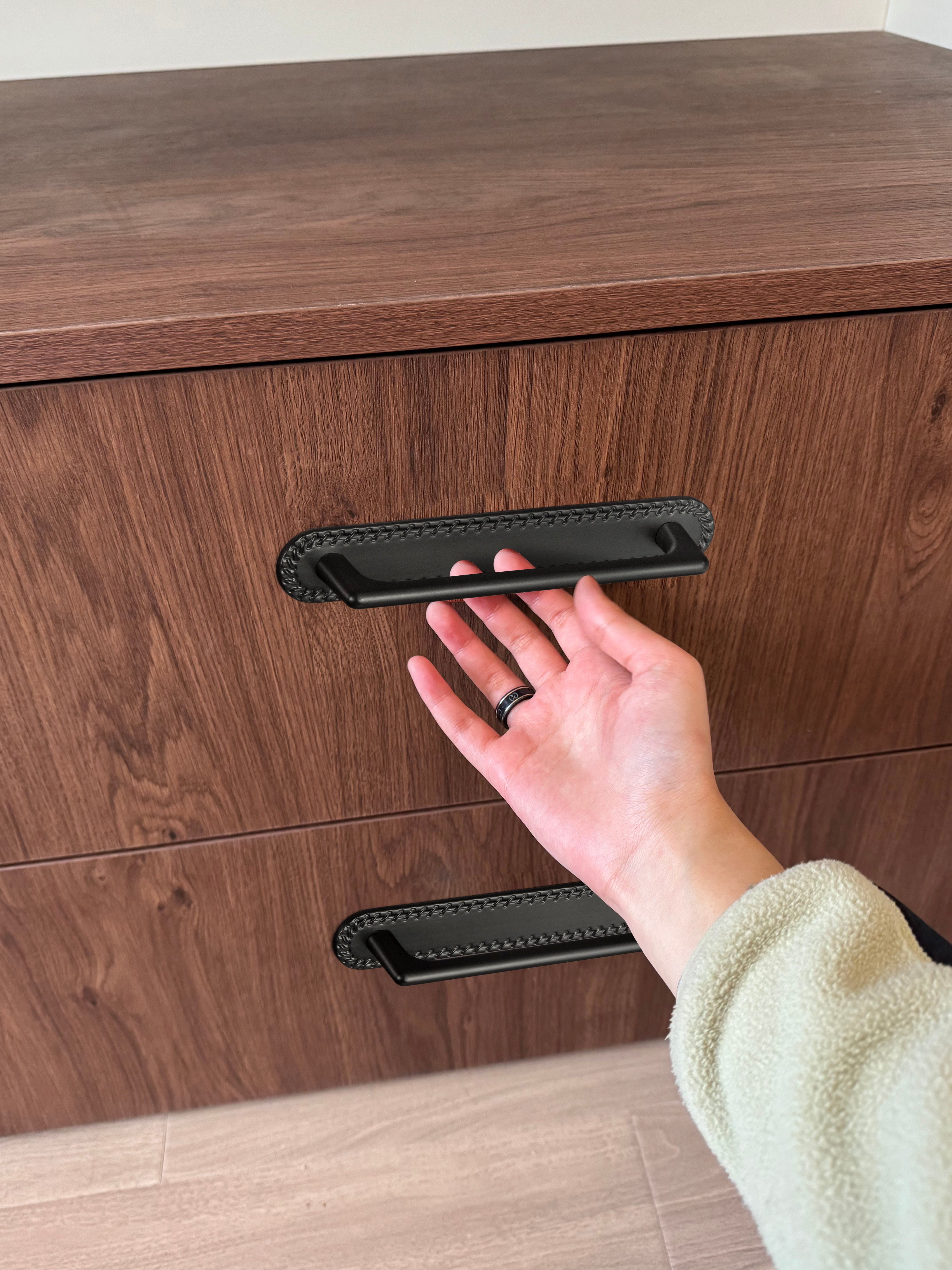 2 Pack Classic Cabinet Bar Pulls with Back Plate Zinc Alloy Cabinet Handle with Long Back Plate