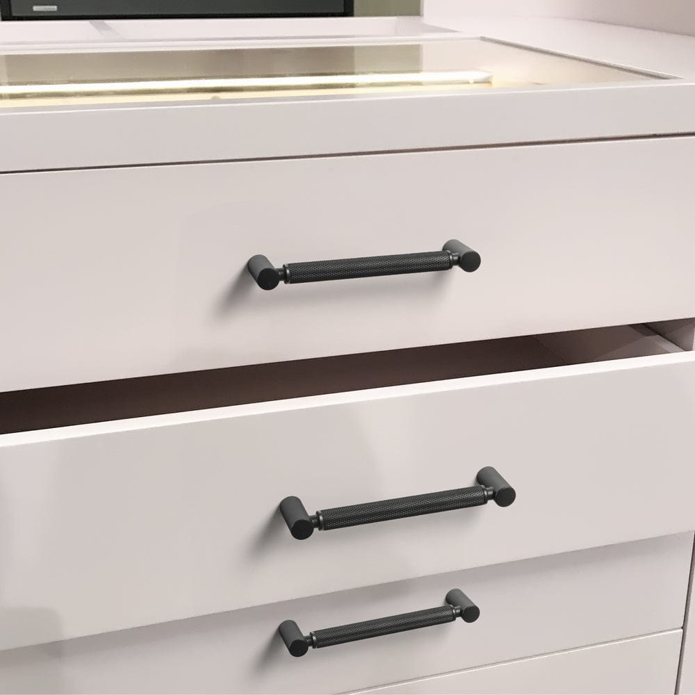 Classic Bar-shaped Knurled Aluminium Drawer Pull Durable & Stylish Hardware for Furniture