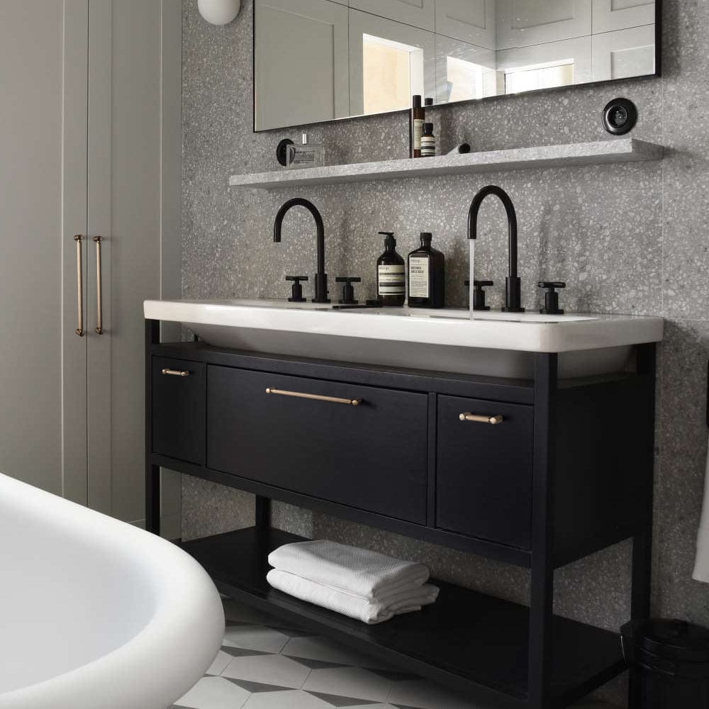 Classic Bar-shaped Knurled Aluminium Drawer Pull Durable & Stylish Hardware for Furniture