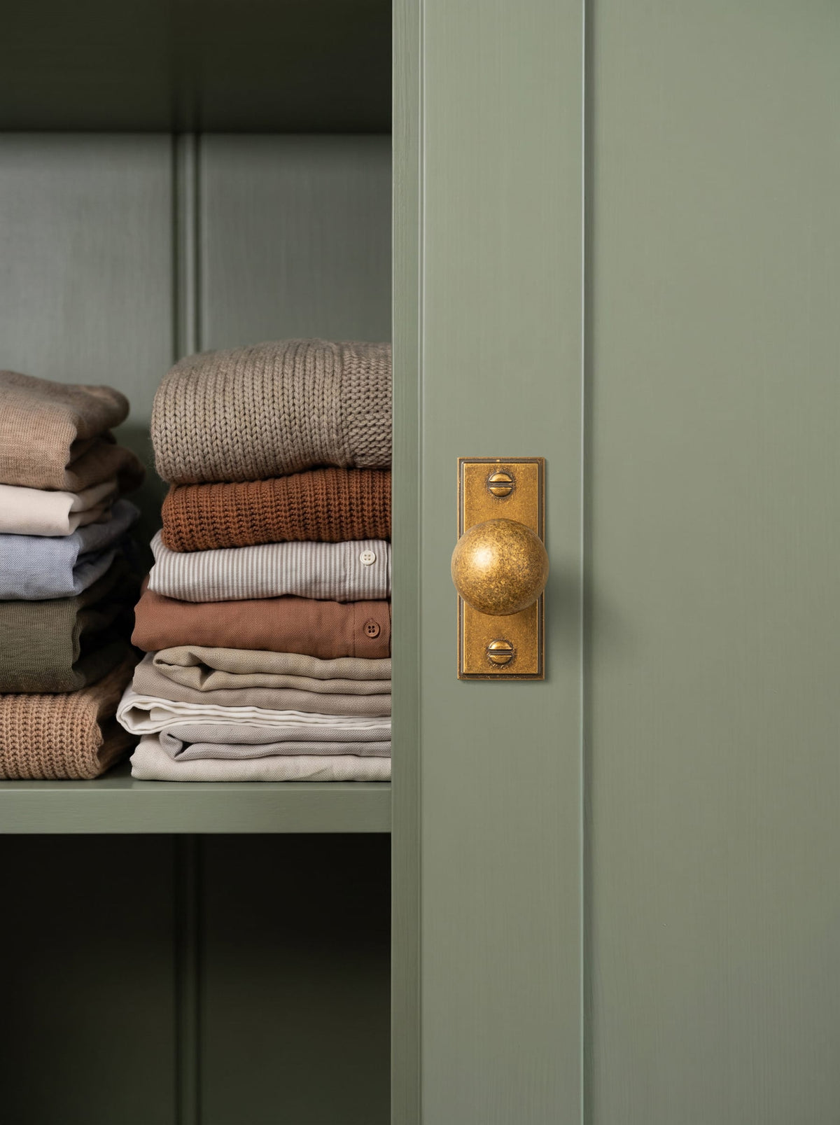 Round Ball Cabinet Knobs, Solid Zinc Alloy Drawer Knobs with Multiple Optional Backplates for Kitchen Furniture Hardware