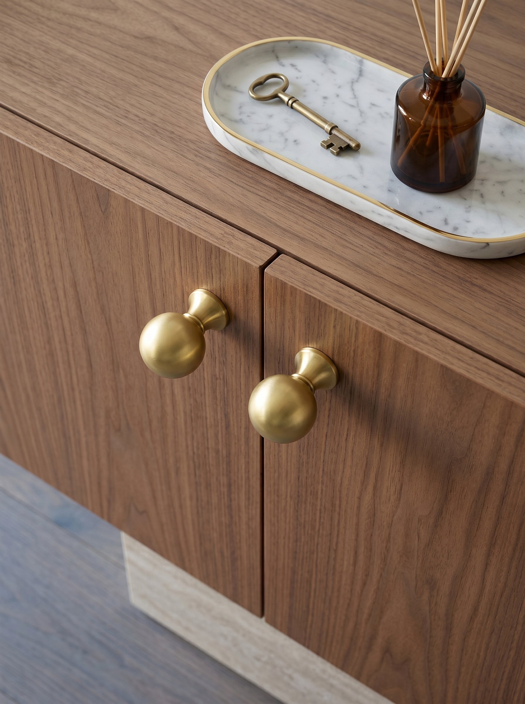 Luxury Globe Shape Cabinet Knobs Zinc Alloy Durable Hardware, Minimalist Spherical Drawer Pulls for Farmhouse Modern Retro Cabinet Renovation