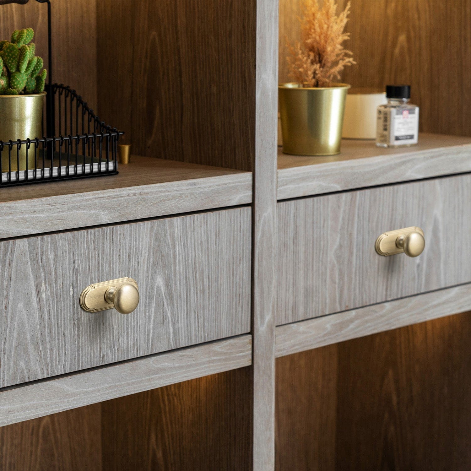 Antique Brass Zinc Alloy Cabinet Knob with Back Plate Single Hole Center Cabinet Hardware for Bedroom Kitchen