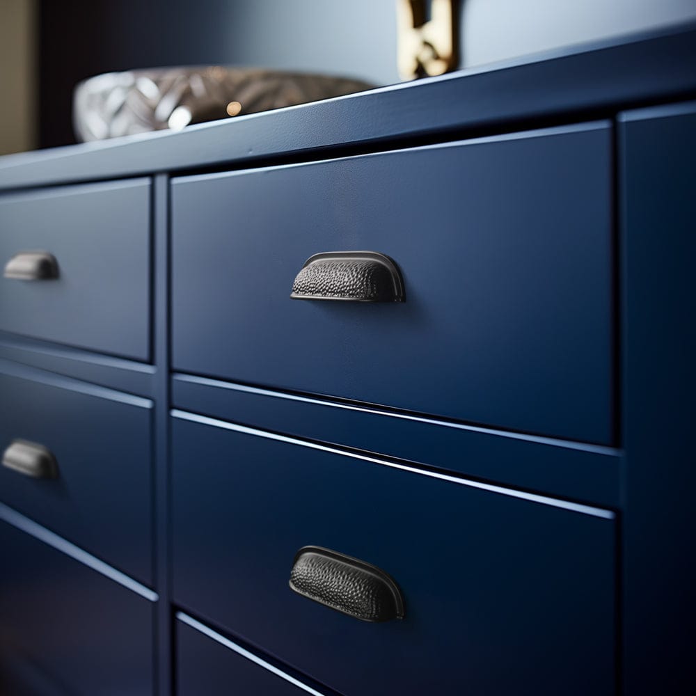 Hammered Texture Cabinet Cup Pulls with Curved Edges Elegant Vintage Drawer Bin Handle for Kitchen