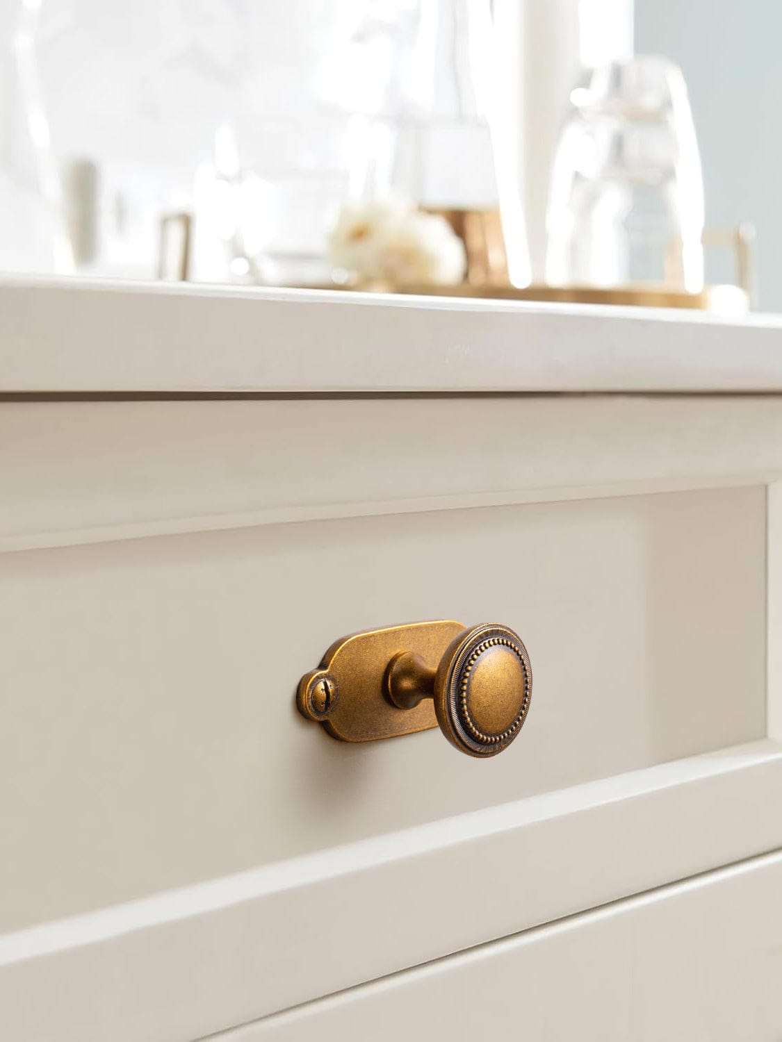 Antique Brass Zinc Alloy Cabinet Knob with Delicate Decorative Back Plate Set