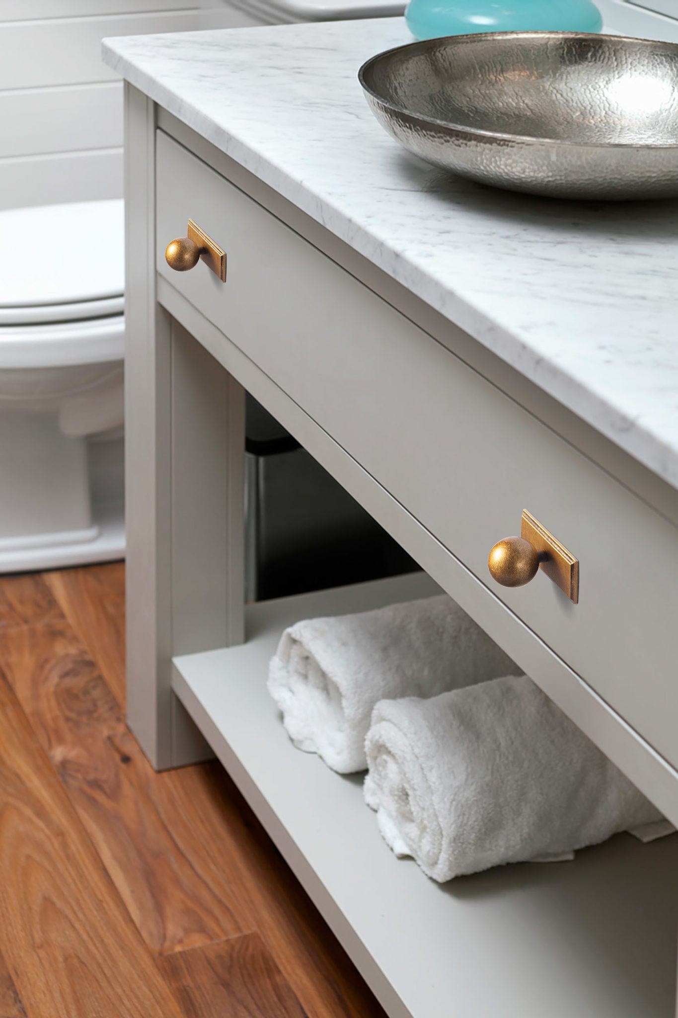 2 Pack Round Cabinet Knobs with Back Plate Zinc Alloy Cabinet Handle with Long Back Plate