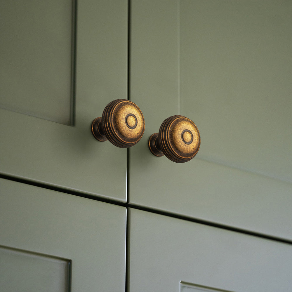 Concentric Tiered Round Zinc Alloy Cabinet Knobs, Classic Ridged Vintage Drawer Knob for Cabinet, Dresser