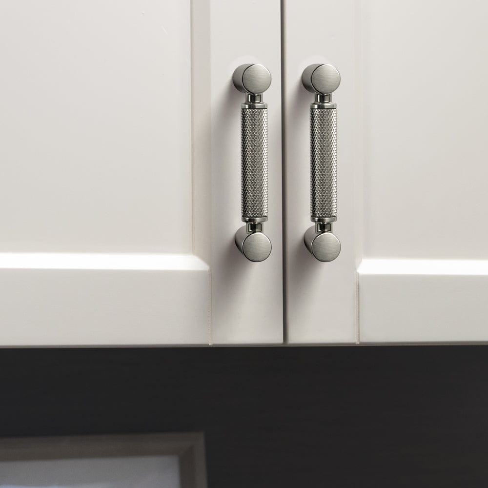 Classic Bar-shaped Knurled Aluminium Drawer Pull Durable & Stylish Hardware for Furniture