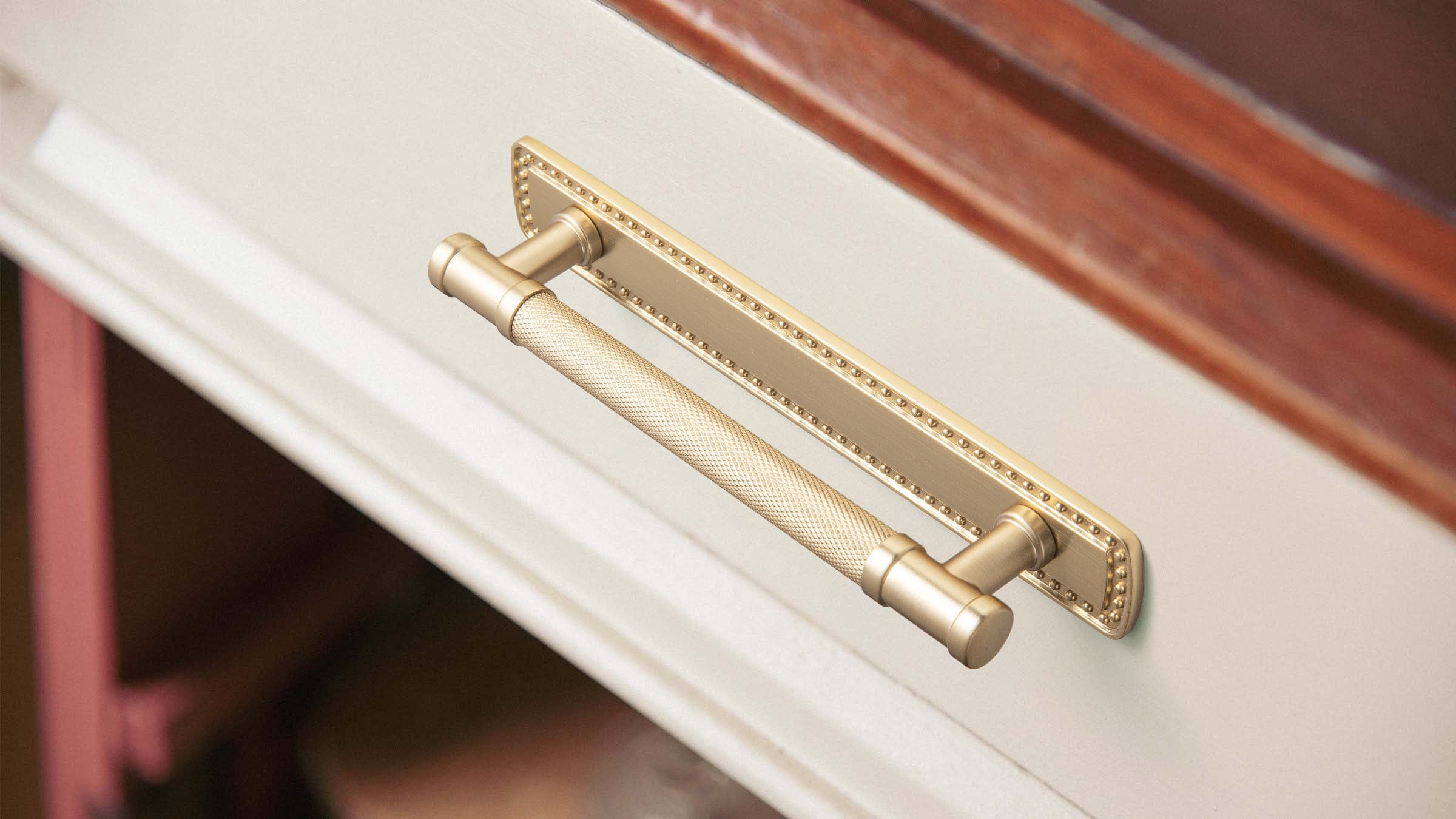 2 Pack Knurled Metal Alloy Vintage Bronze Bar Pull with Back Plate Kitchen Hardware