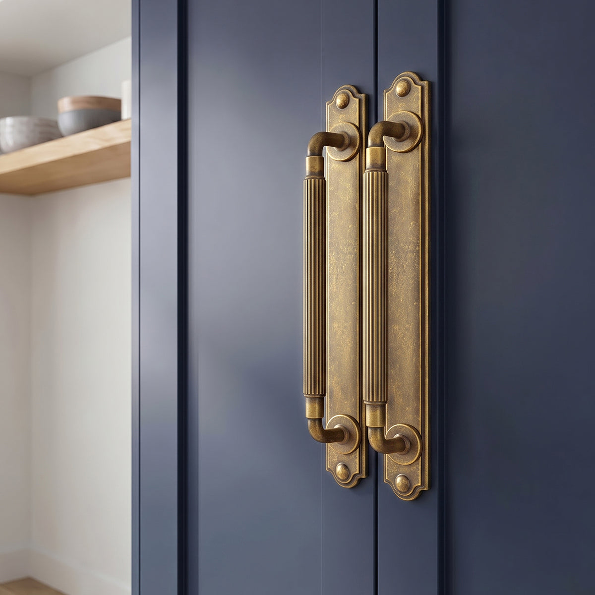 2 Pack Zinc Alloy Fluted Cabinet Handles with Ornate Backplates, Grooved Bar Pulls for Furniture Cabinet Hardware