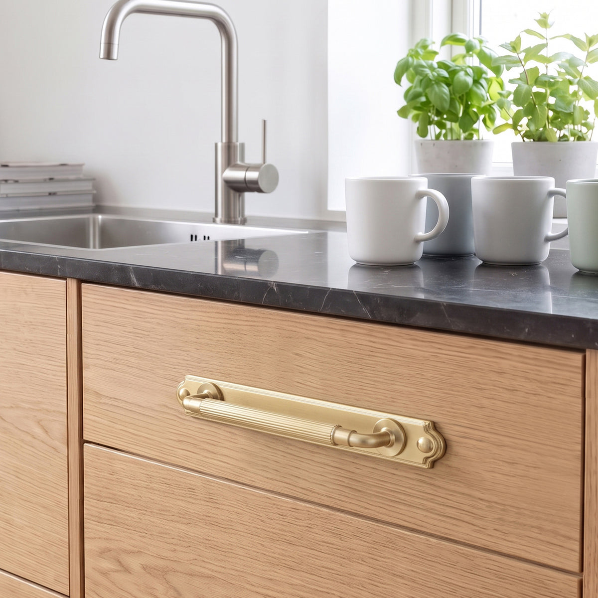 2 Pack Zinc Alloy Fluted Cabinet Handles with Ornate Backplates, Grooved Bar Pulls for Furniture Cabinet Hardware