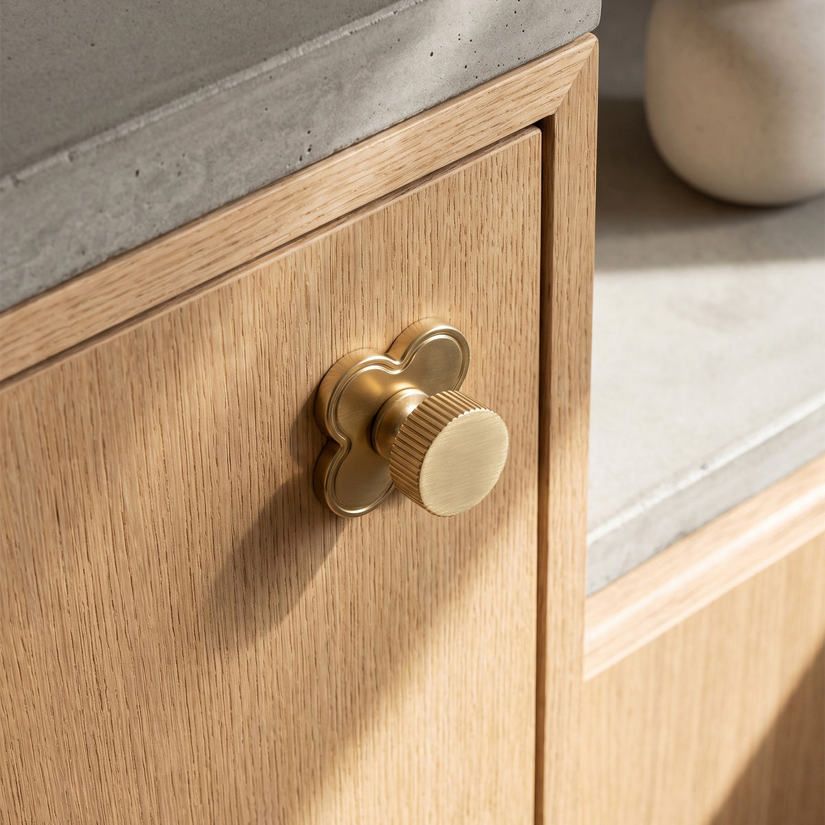 6 Pack Knurled Zinc Alloy Cabinet Knob with Assorted Decorative Backplates, Drawer Single Hole Knob