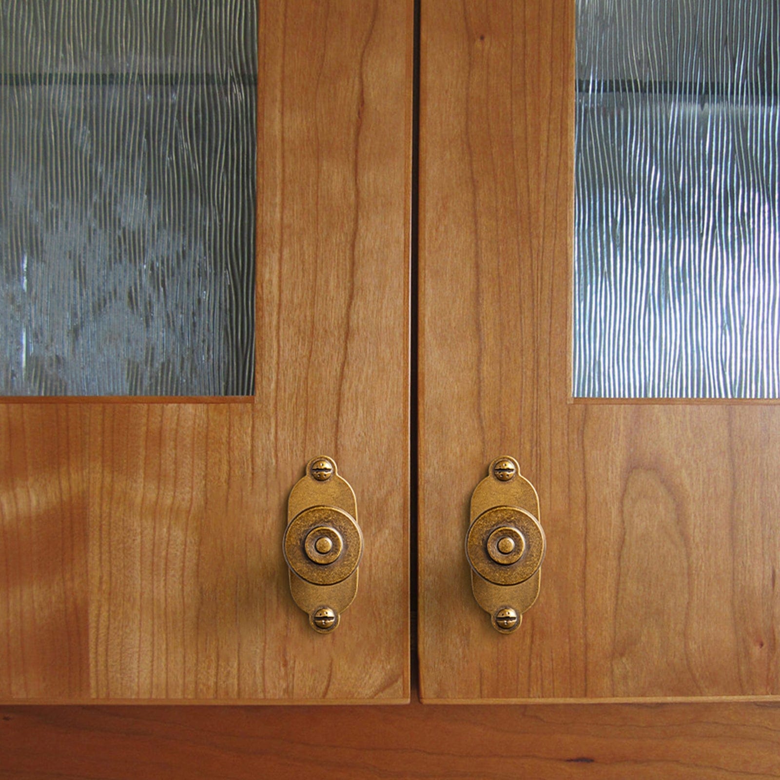 6 Pack Assorted Shaped Zinc Alloy Cabinet Hardware - Knobs and Back Plates for Stylish Furniture