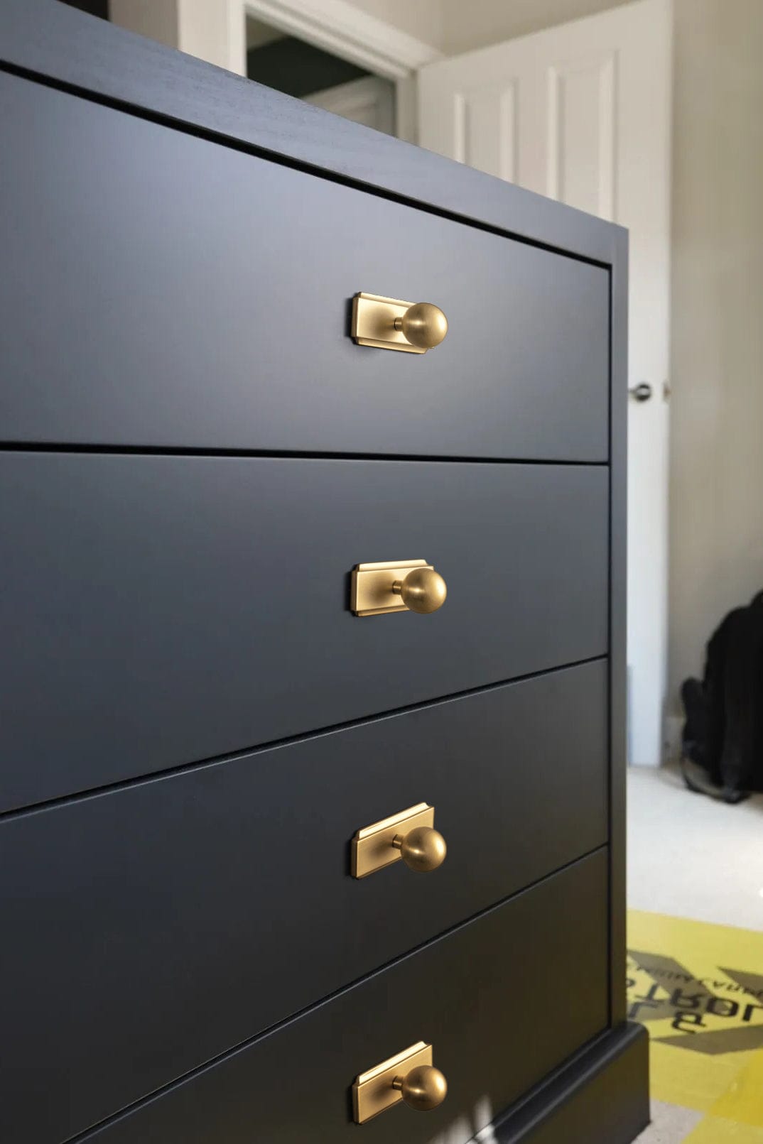 Round Cabinet Knobs with Back Plate Zinc Alloy Cabinet Handle with Long Back Plate