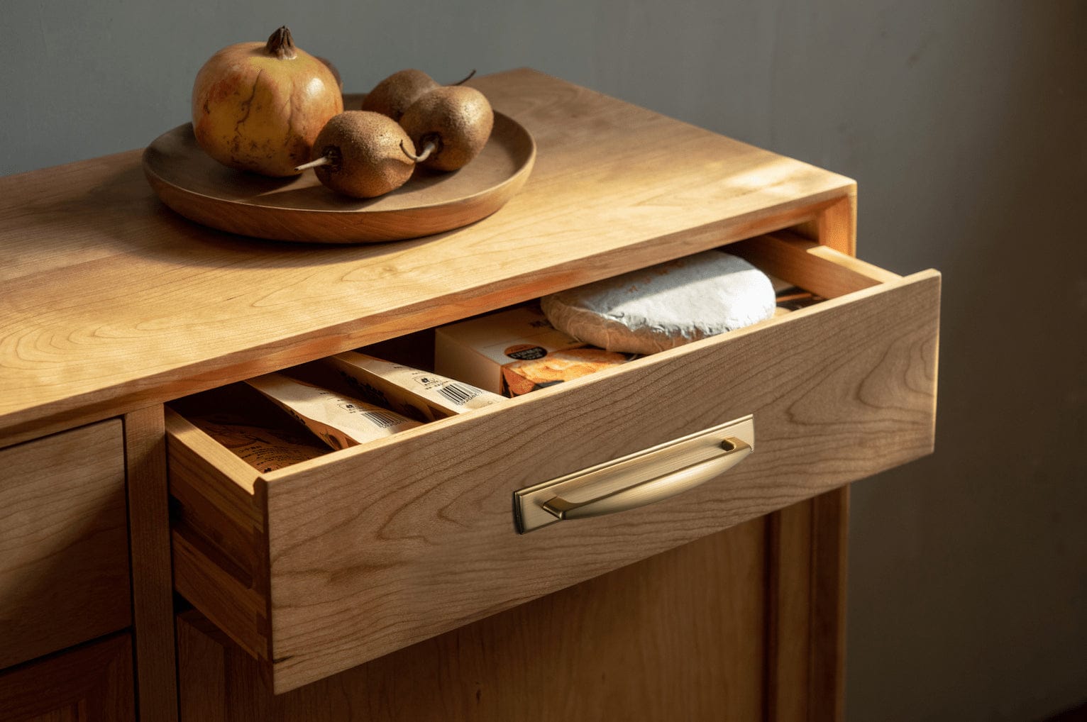 Antique Brass Cabinet Handles Timeless Drawer Pulls for Classic Furniture Revival