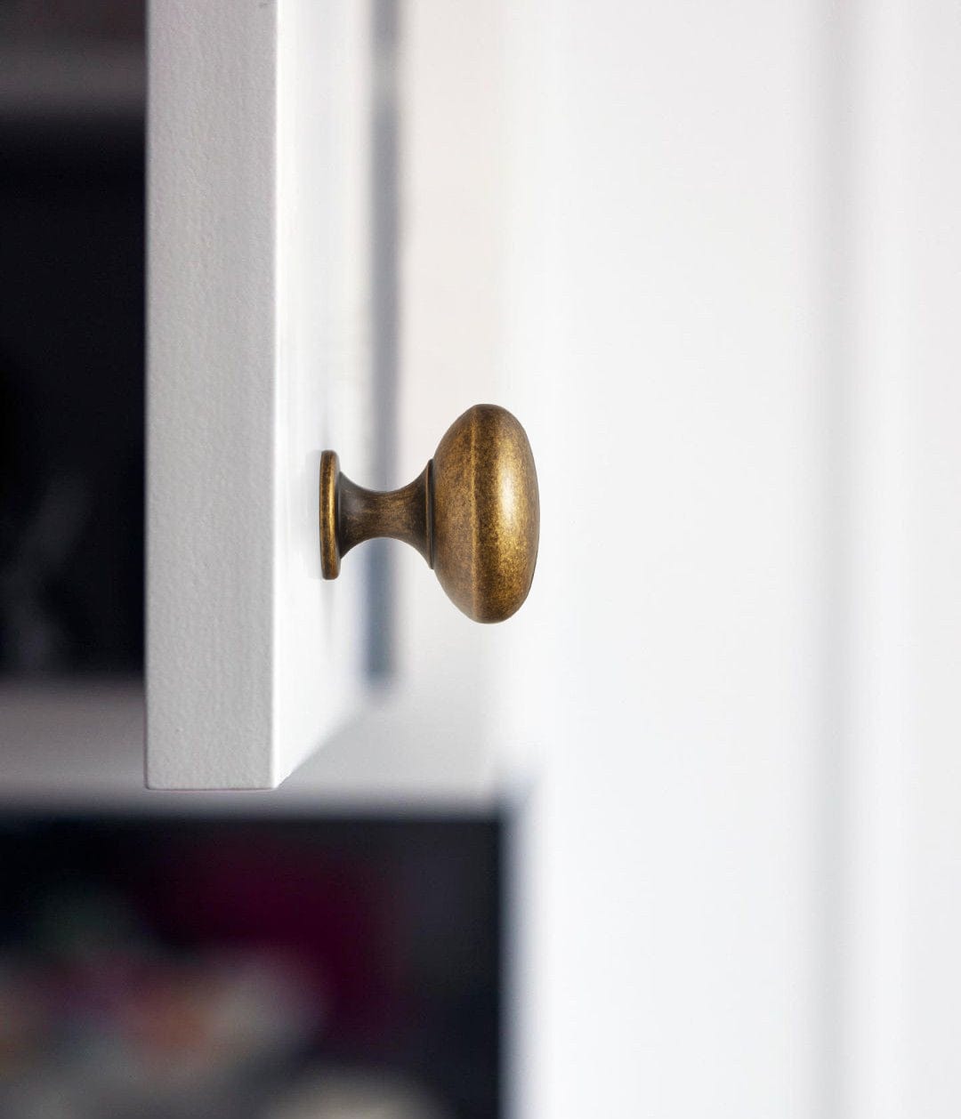 6 Pack Antique Brass Zinc Alloy Cabinet Knob with Back Plate Single Hole Center Cabinet Hardware for Bedroom Kitchen