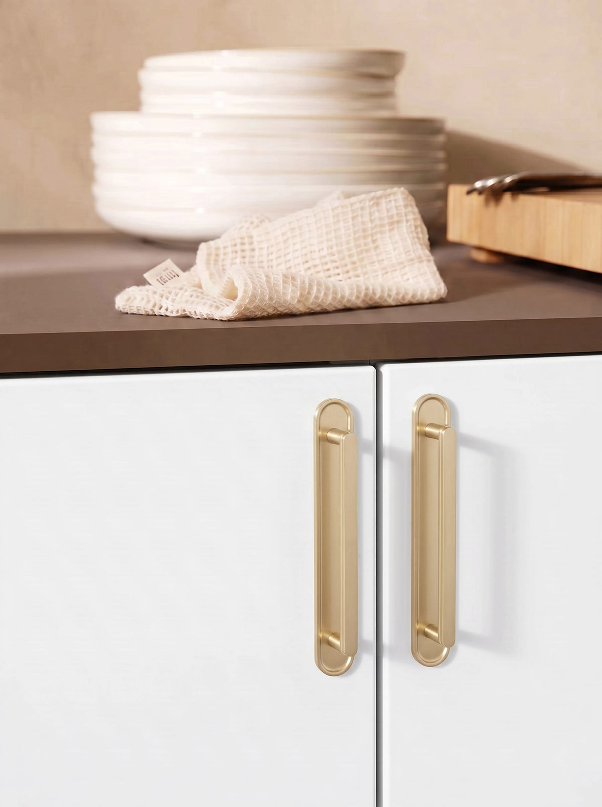 Goo-Ki 2 Pack Cabinet Handles with Back Plate Vintage Kitchen Drawer Pulls with Subtle Curves