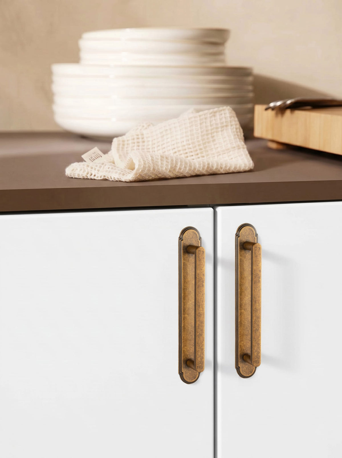Goo-Ki 2 Pack Cabinet Handles with Back Plate Vintage Kitchen Drawer Pulls with Subtle Curves