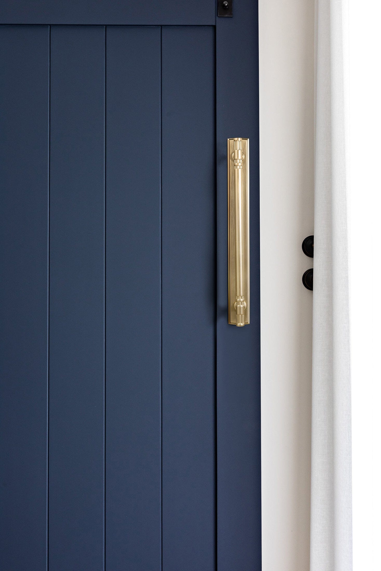 Goo-Ki 2 Pack Elegant Linear Shape Cabinet Handles Zinc Alloy Drawer Pulls with Back Plate