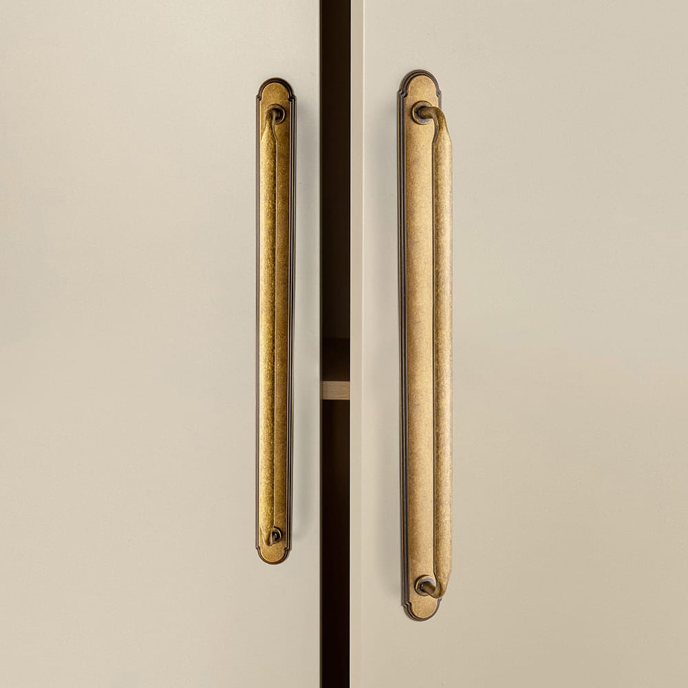Goo-Ki 2 Pack Elegant Vintage Zinc Alloy Cabinet Handles with Long Backplate, Classic Furniture Hardware for Cabinets, Wardrobes & Dressers