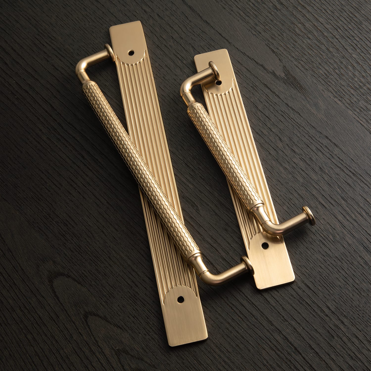 Goo-Ki 2 Pack Industrial Vintage Zinc Alloy Drawer Pull, Knurled Handle with Decorative Ribbed Backplate