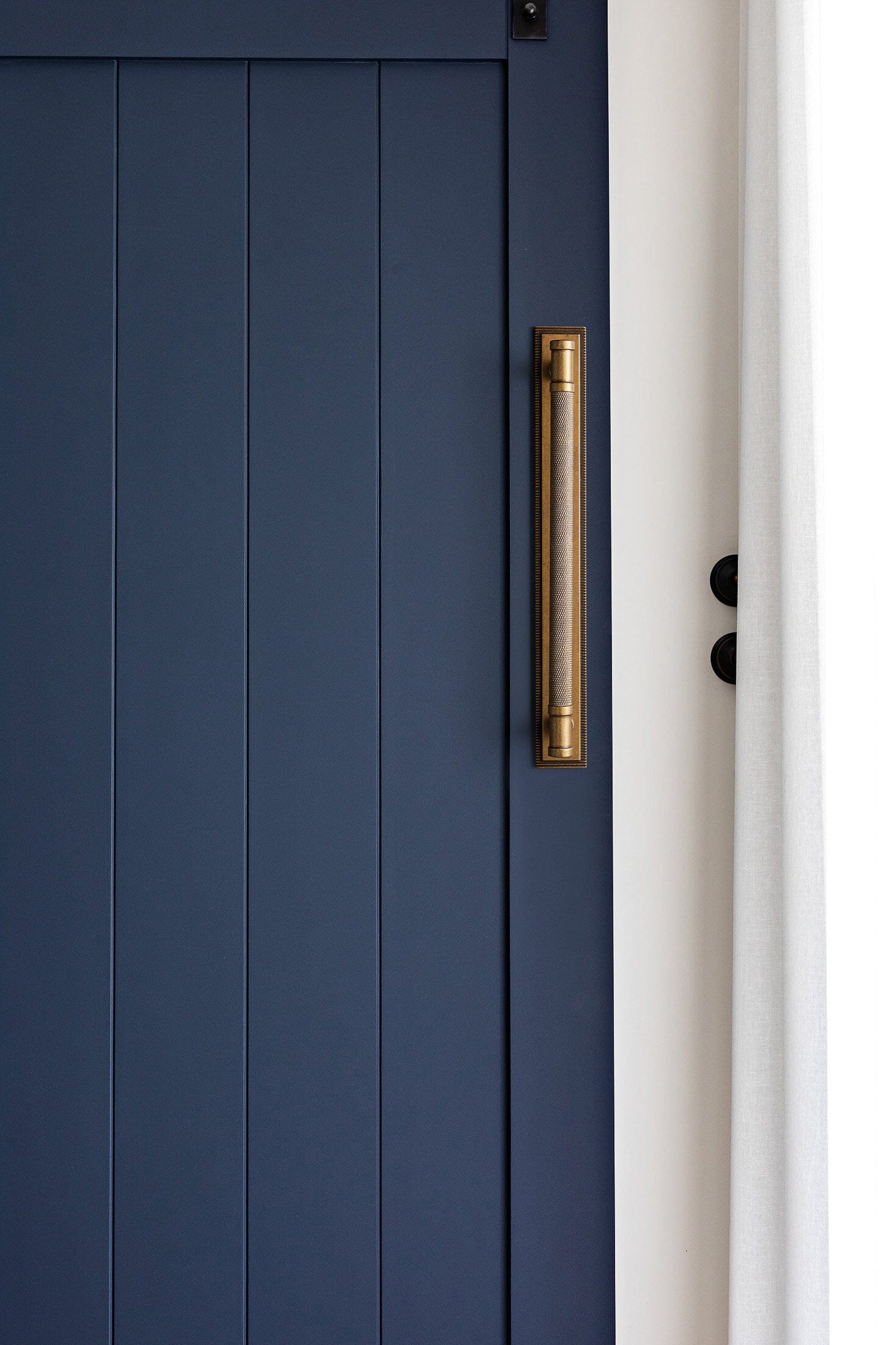 Goo-Ki 2 Pack Knurled Metal Alloy Vintage Bronze Bar Pull with Back Plate Kitchen Hardware