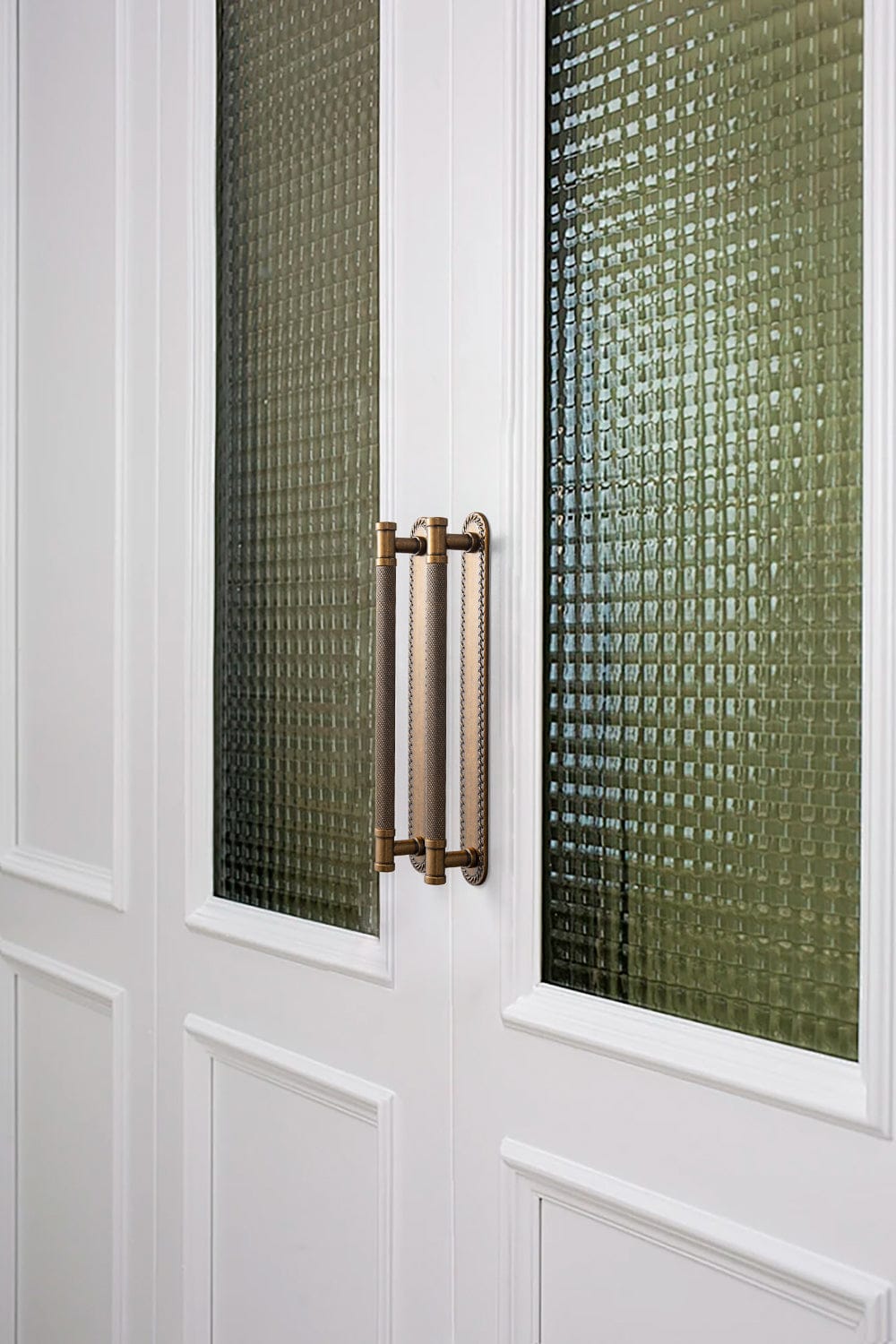 Goo-Ki 2 Pack Knurled Metal Alloy Vintage Bronze Bar Pull with Back Plate Kitchen Hardware