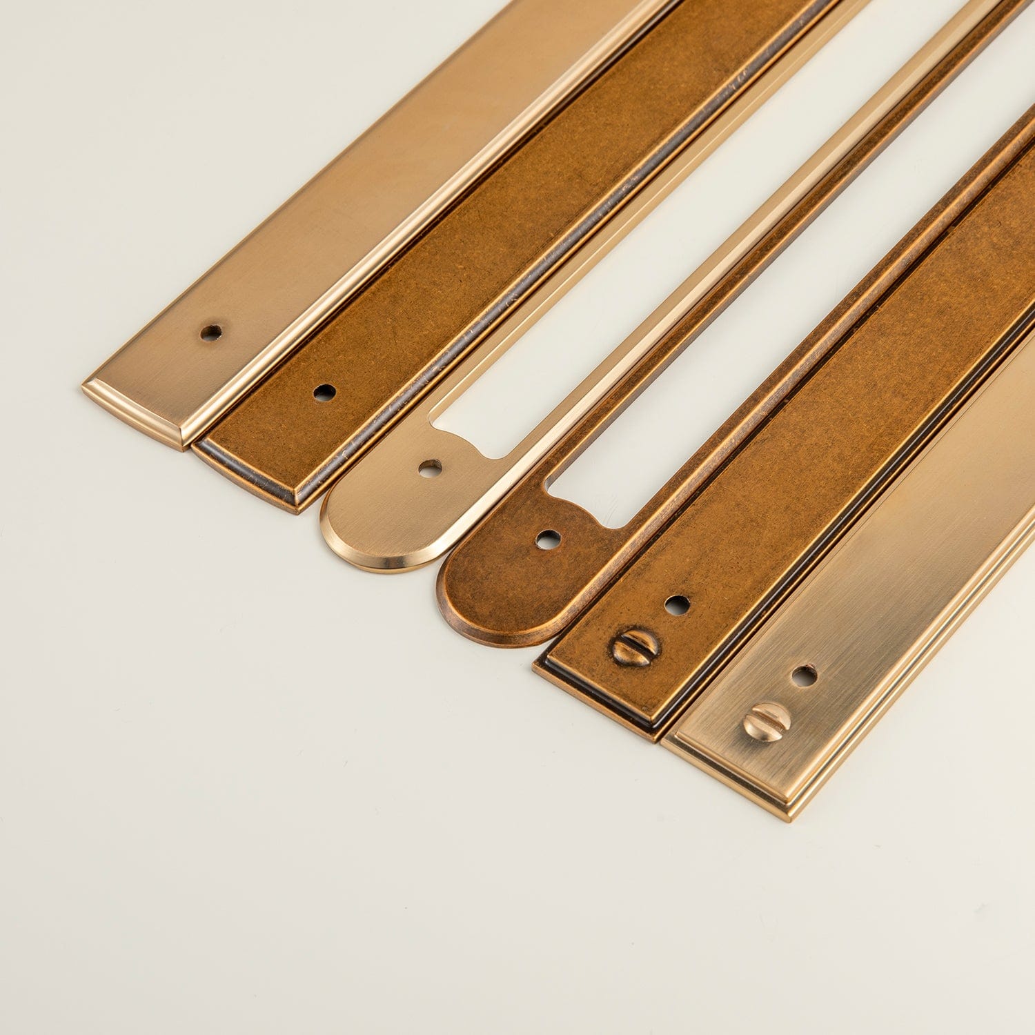 Goo-Ki 2 Pack Modern Geometric Zinc Alloy Cabinet Pulls with Back Plate Sleek Curved Sturdy Cabinet Handles