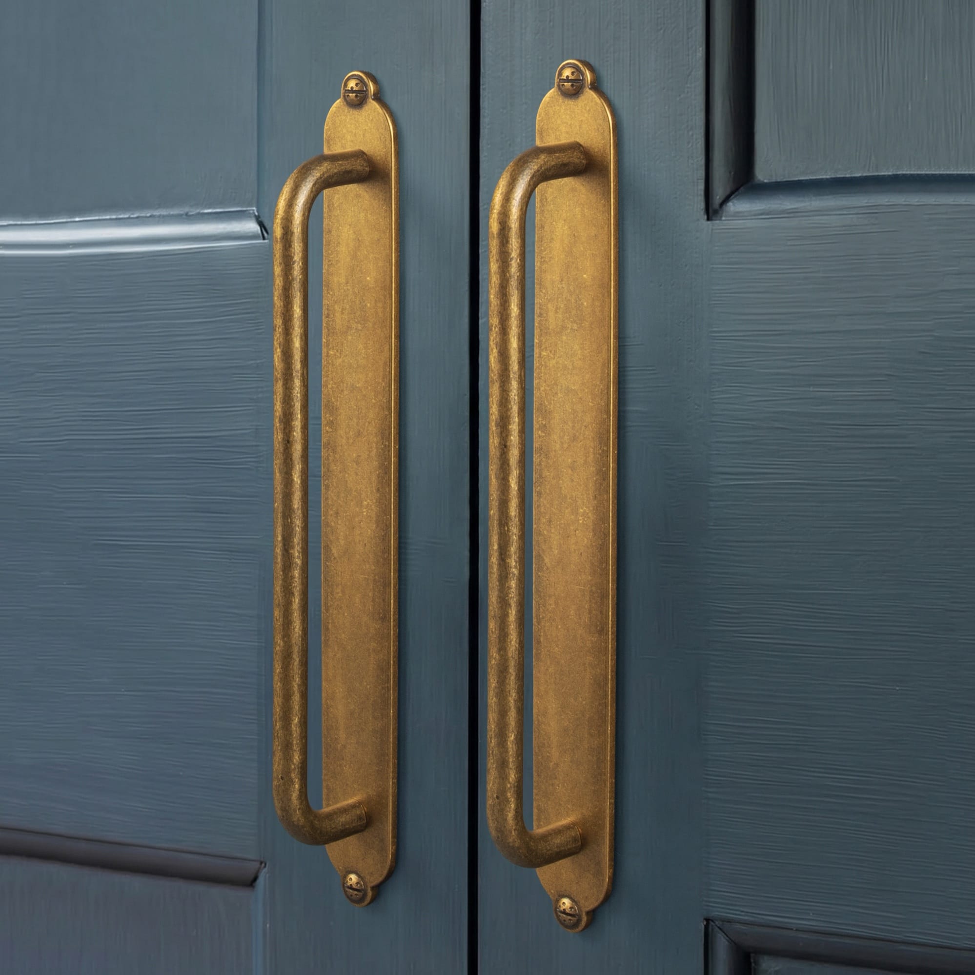 Goo-Ki 2 Pack Modern Geometric Zinc Alloy Cabinet Pulls with Back Plate Sleek Curved Sturdy Cabinet Handles