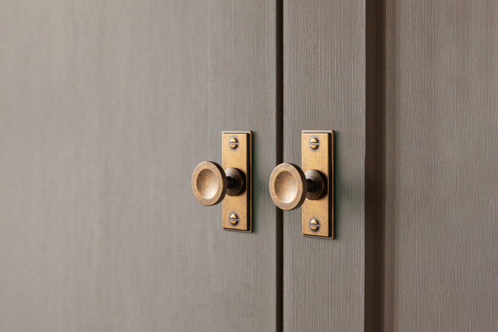 Goo-Ki 6 Pack Assorted Shaped Zinc Alloy Cabinet Hardware - Knobs and Back Plates for Stylish Furniture