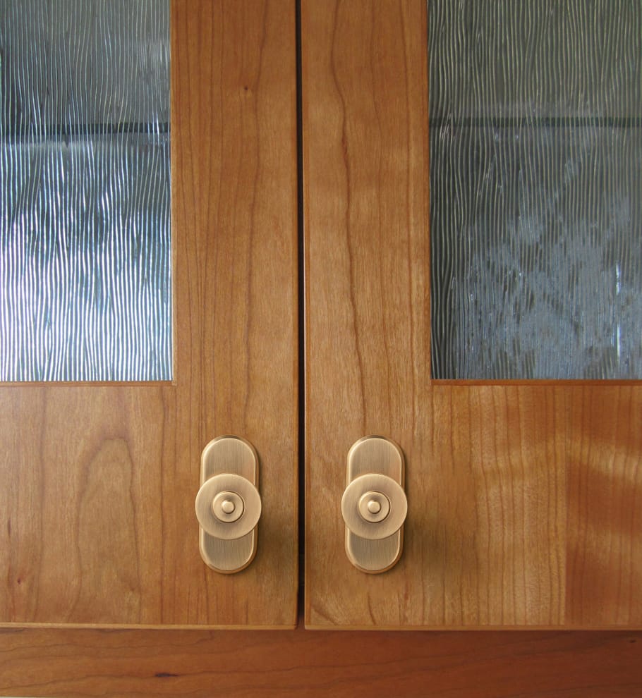 Goo-Ki 6 Pack Assorted Shaped Zinc Alloy Cabinet Hardware - Knobs and Back Plates for Stylish Furniture