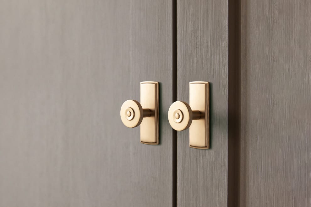 Goo-Ki 6 Pack Assorted Shaped Zinc Alloy Cabinet Hardware - Knobs and Back Plates for Stylish Furniture