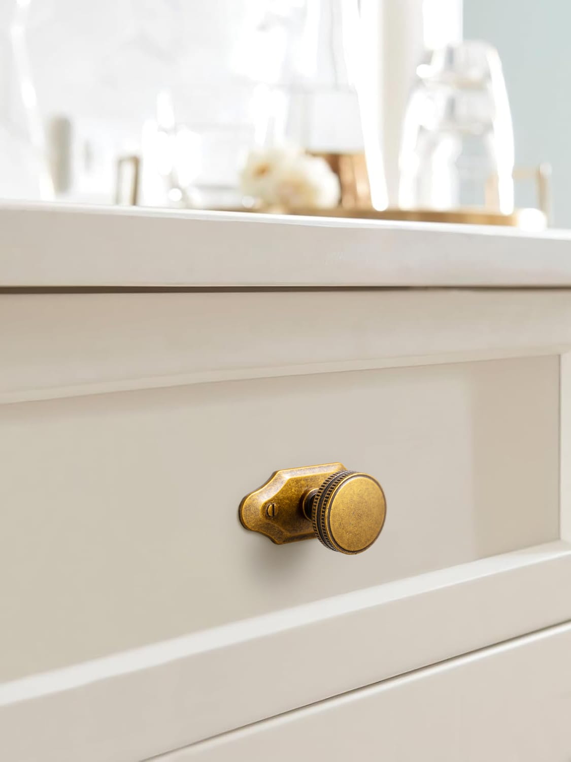 Goo-Ki 6 Pack Distinctive Artistic Engravings Single Hole Round Cabinet Knob Retro Flair Kitchen Hardware