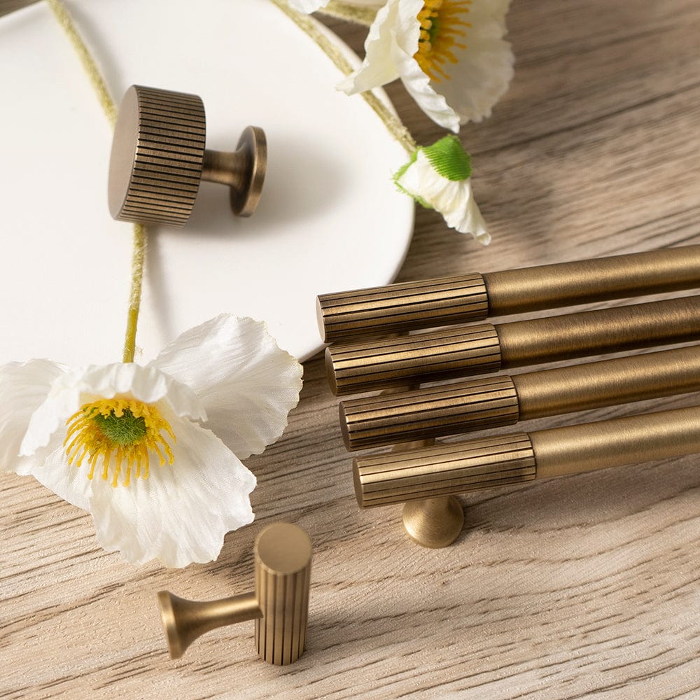 Goo-Ki Antique Brass Cabinet Handles Linear Knurled Solid Brass Drawer Knobs 1 Pcs