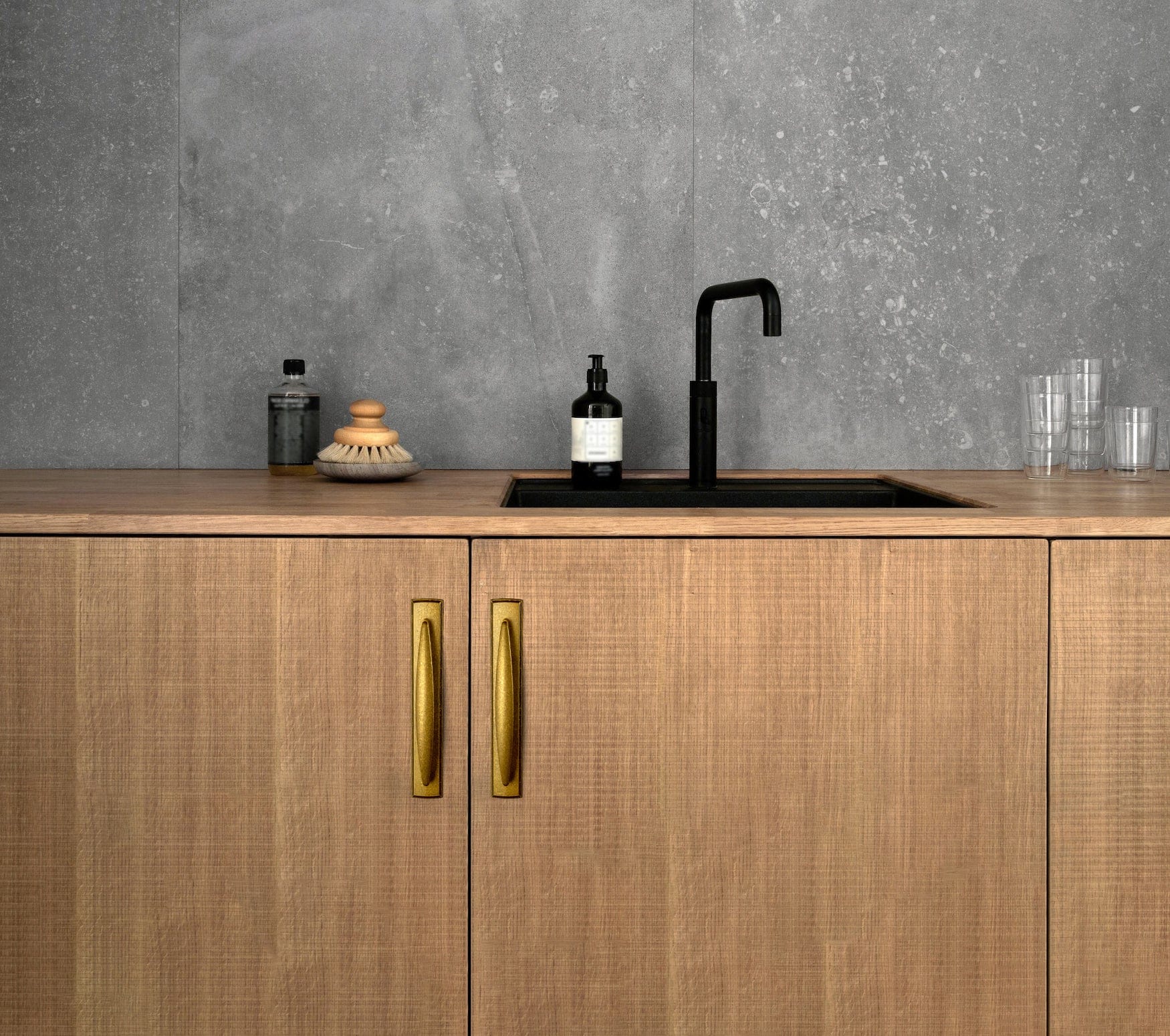 Goo-Ki Antique Brass Cabinet Handles Timeless Drawer Pulls for Classic Furniture Revival