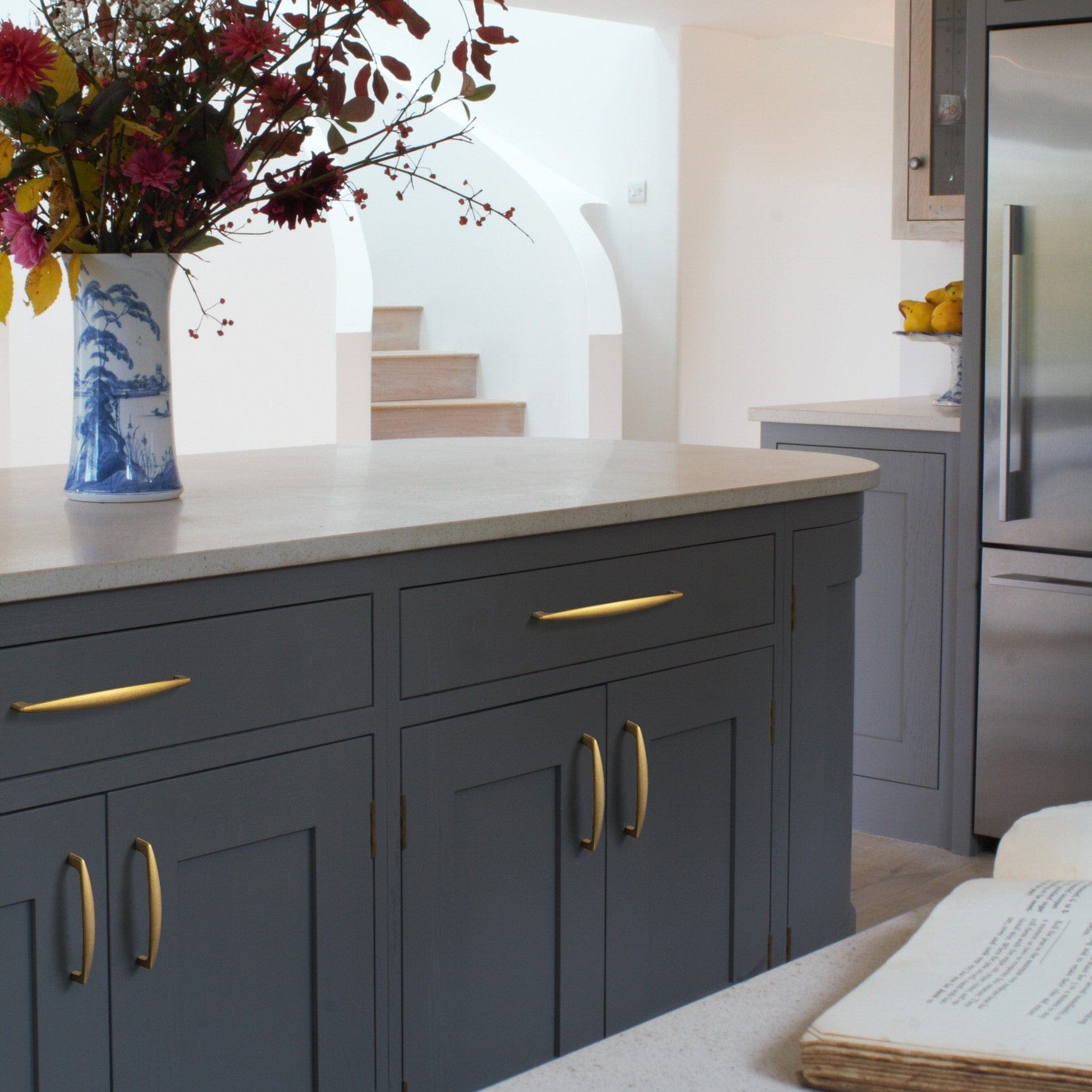 Goo-Ki Antique Brass Cabinet Handles Timeless Drawer Pulls for Classic Furniture Revival