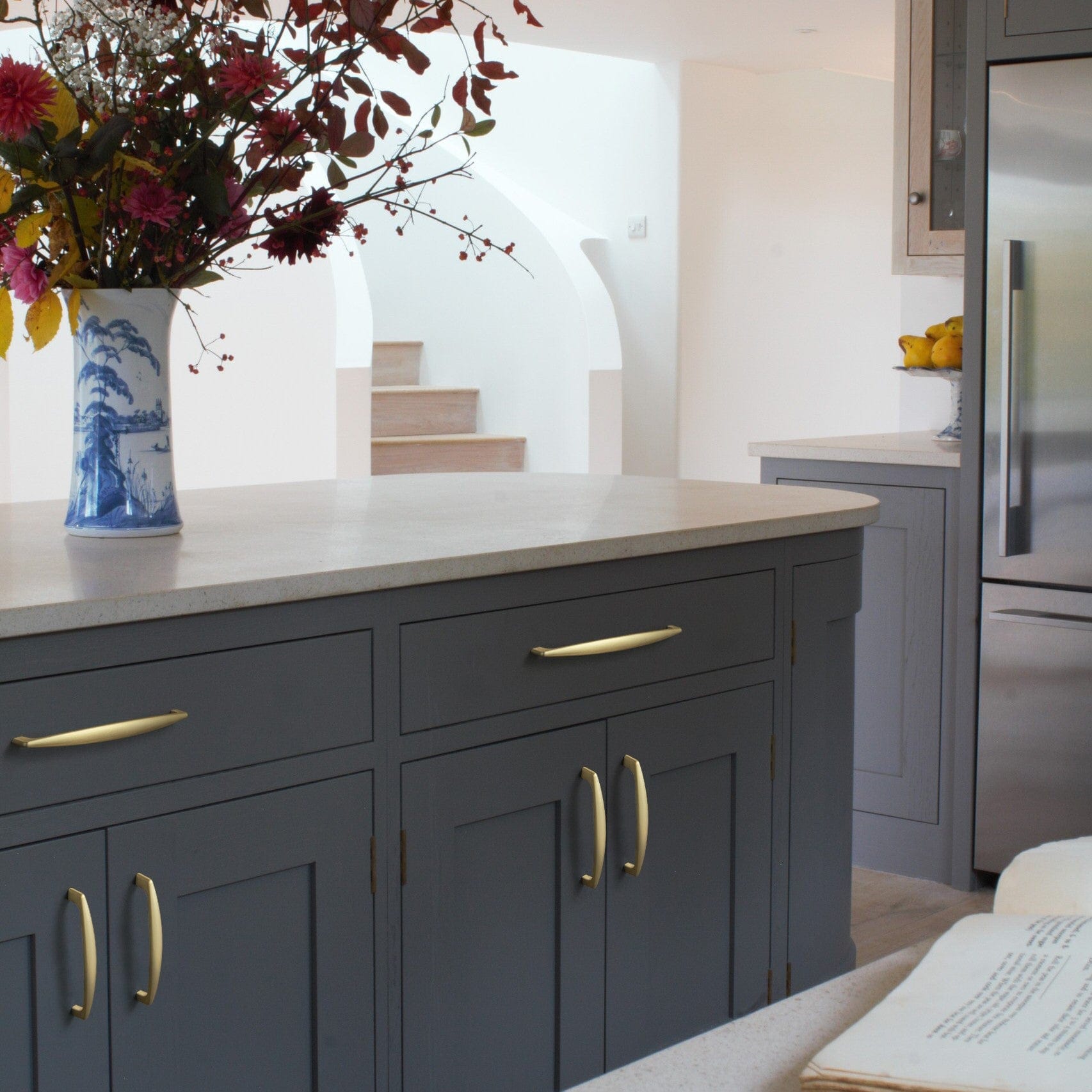 Goo-Ki Antique Brass Cabinet Handles Timeless Drawer Pulls for Classic Furniture Revival