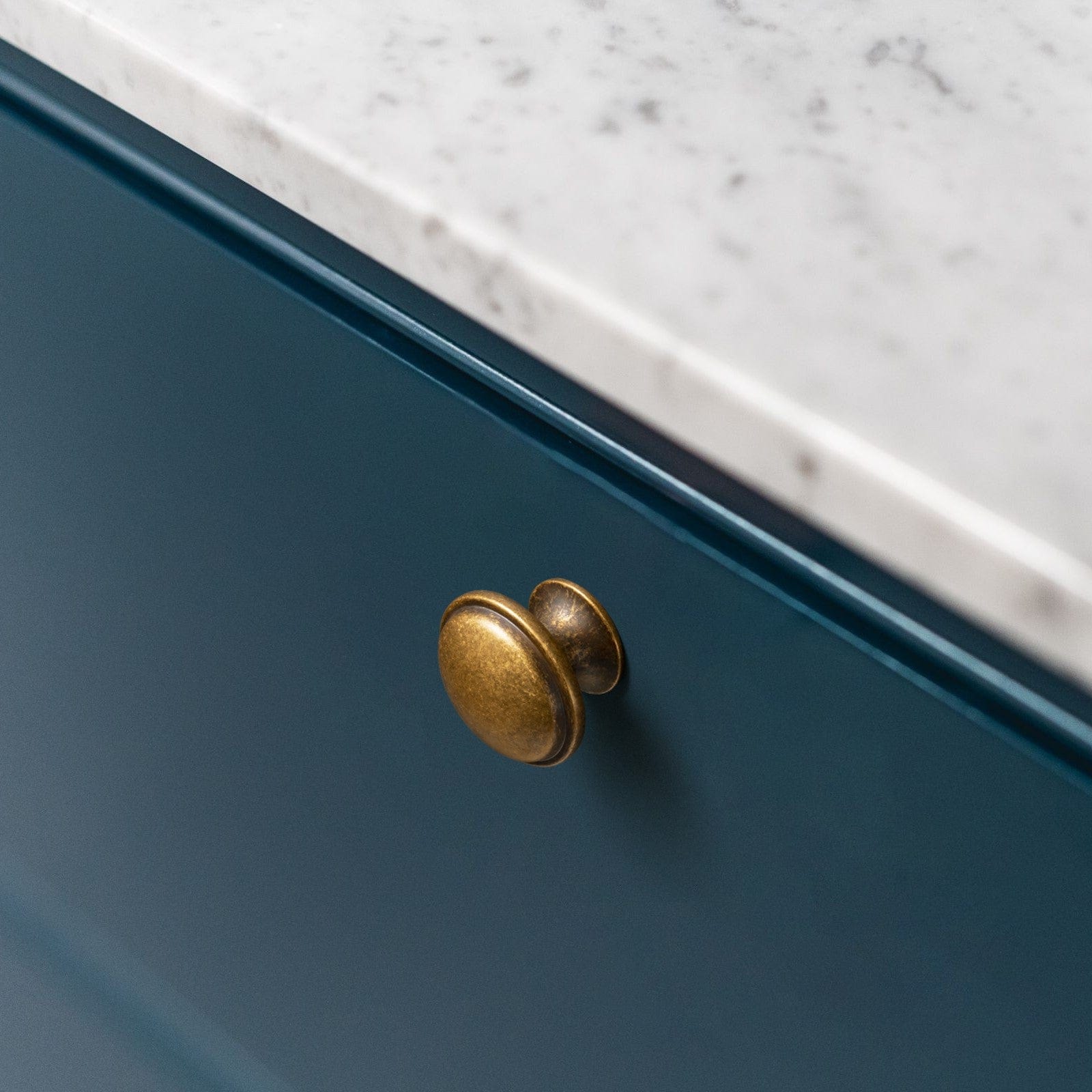 Goo-Ki Antique Brass Cabinet Handles Timeless Drawer Pulls for Classic Furniture Revival