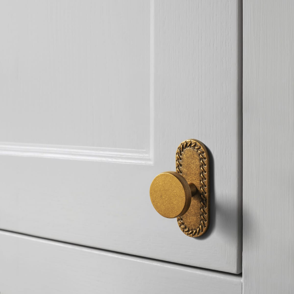 Goo-Ki Antique Brass Cabinet Knobs with Back Plates Ornate Cabinet Pulls for Kitchen Cabinet Hardware
