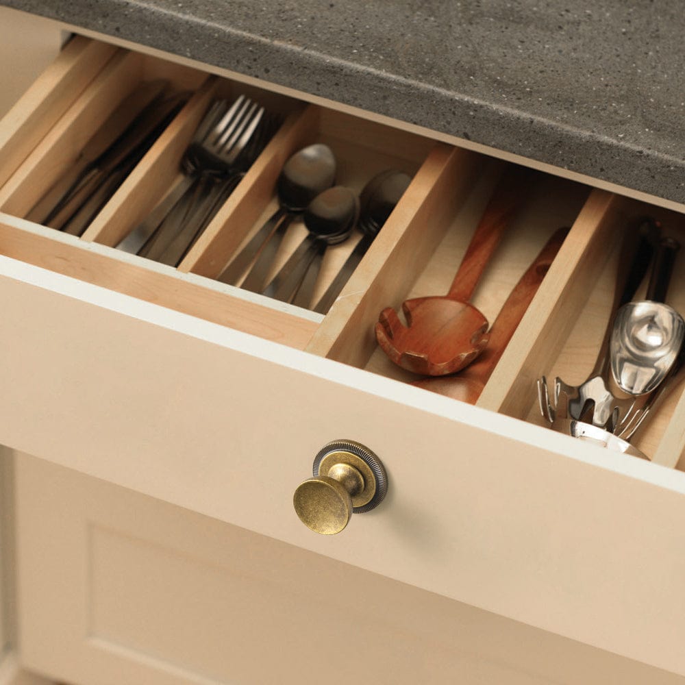 Goo-Ki Antique Brass Cabinet Knobs with Round Back Plate Vintage Drawer Hardware Handles for Bedroom