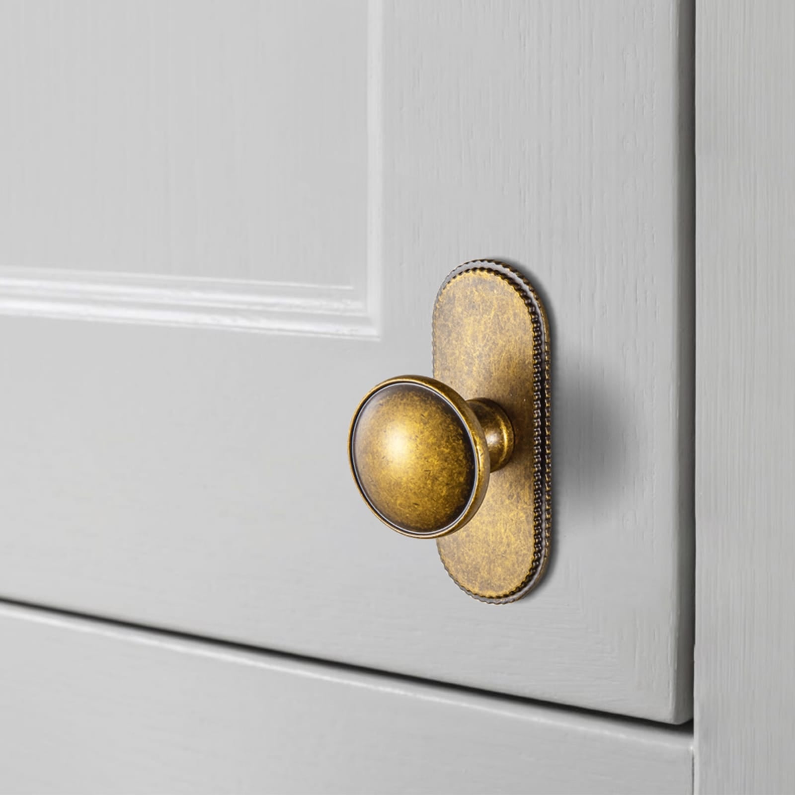 Goo-Ki Antique Brass Cabinet Knobs Zinc Alloy Round Drawer Pulls with Vintage Patina Finish Retro Furniture Hardware