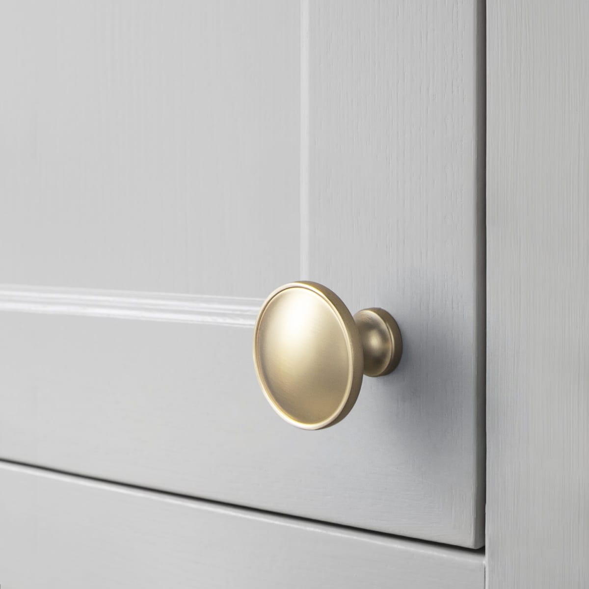 Goo-Ki Antique Brass Cabinet Knobs Zinc Alloy Round Drawer Pulls with Vintage Patina Finish Retro Furniture Hardware