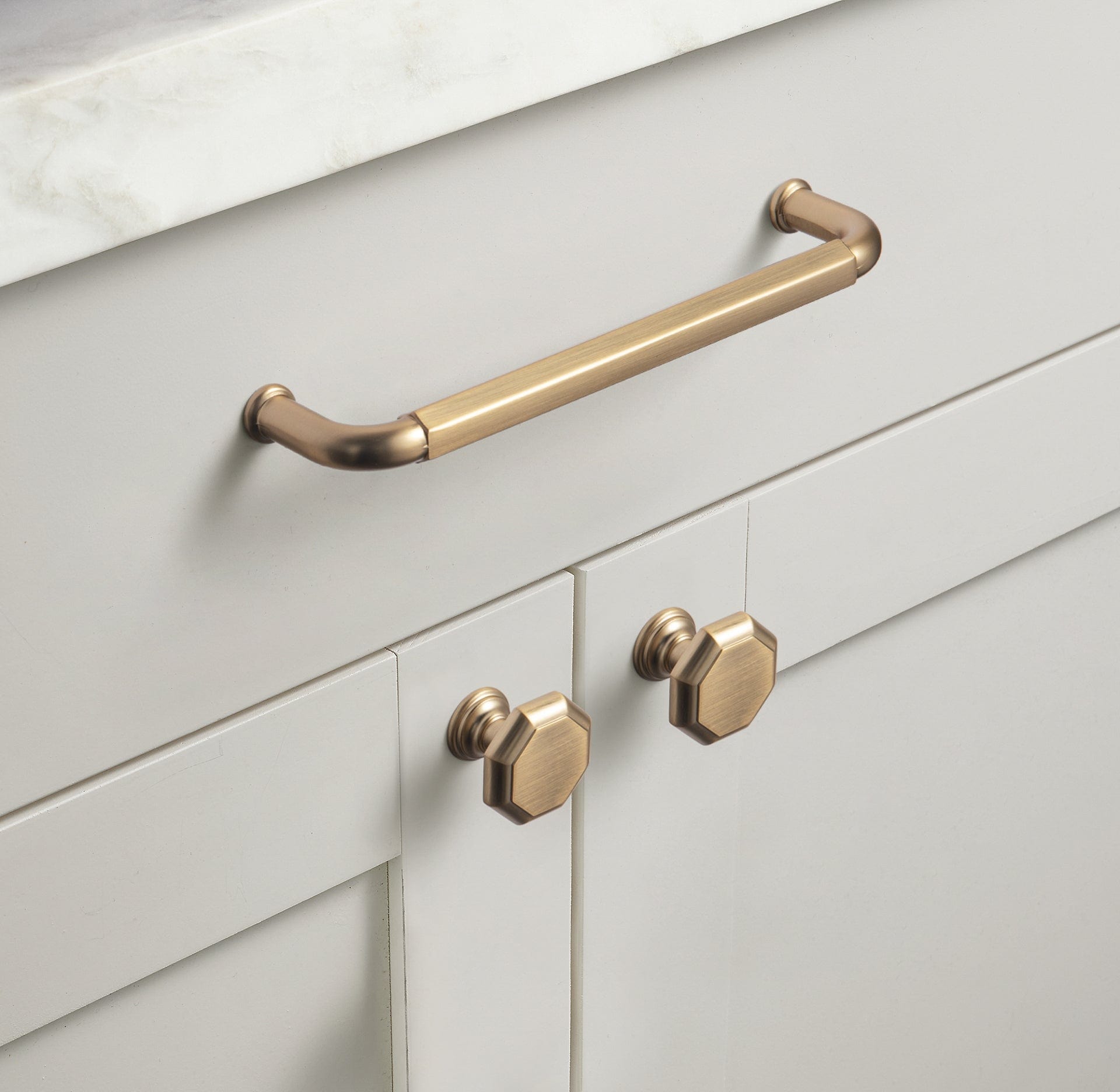 Goo-Ki Antique Brass Cabinet Pulls Affordable Luxury Vintage Drawer Knobs for Kitchen