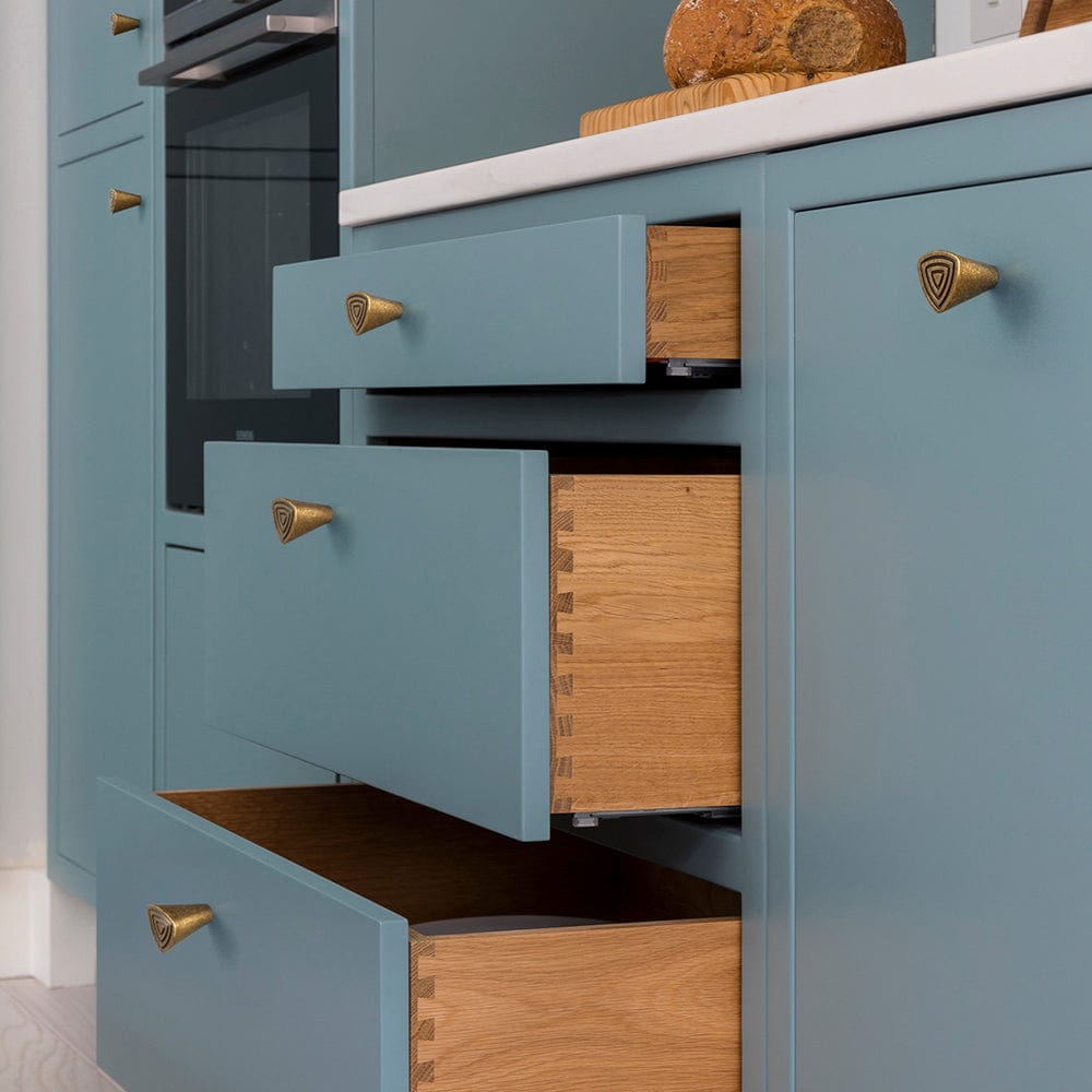 Goo-Ki Antique Style Conical Knob Retro Triangle Pattern Drawer Hardware Unique Cabinet Knob