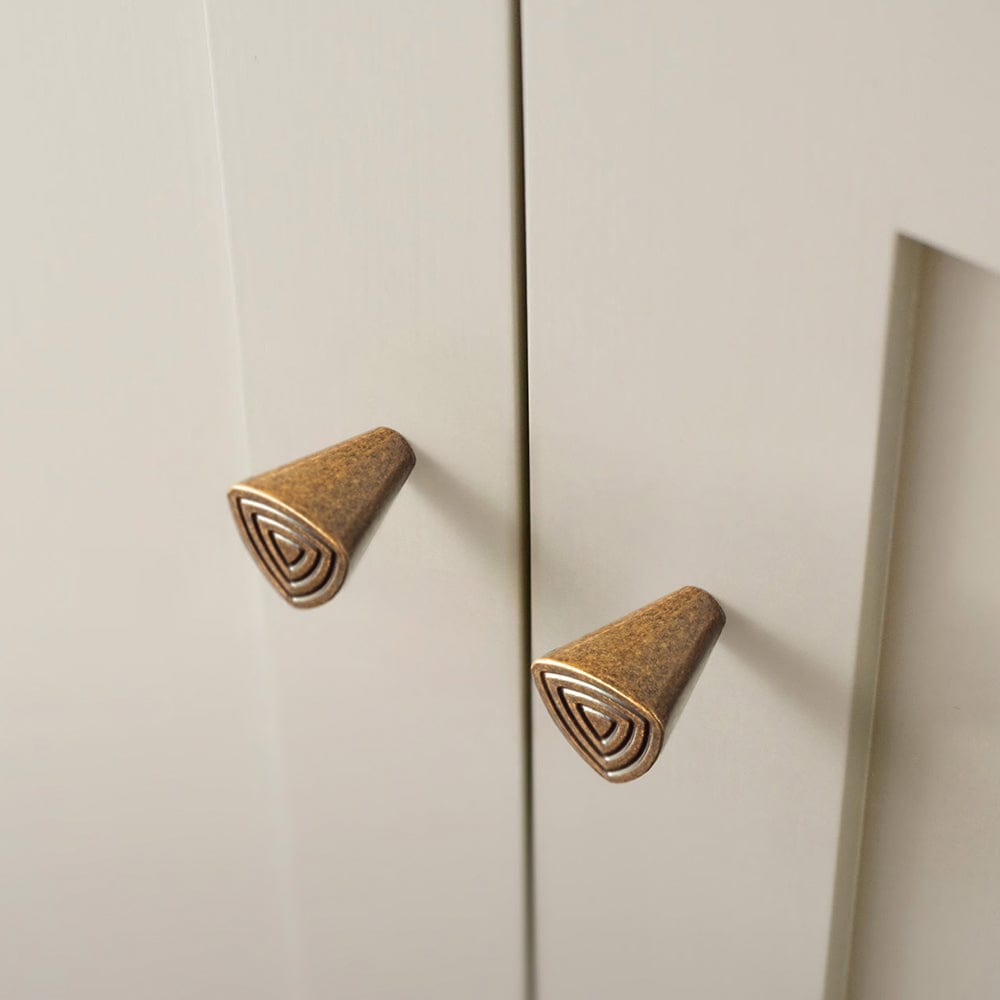 Goo-Ki Antique Style Conical Knob Retro Triangle Pattern Drawer Hardware Unique Cabinet Knob