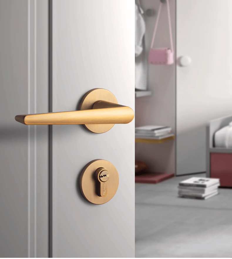 Goo-Ki Bronze Simple Universal Indoor Key Door Lock Security Door Handles