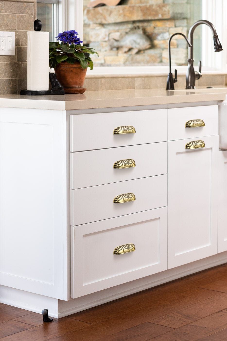Goo-Ki Brushed Bronze Cabinet Pulls Luxury Zinc Alloy Din Cup Drawer Pulls