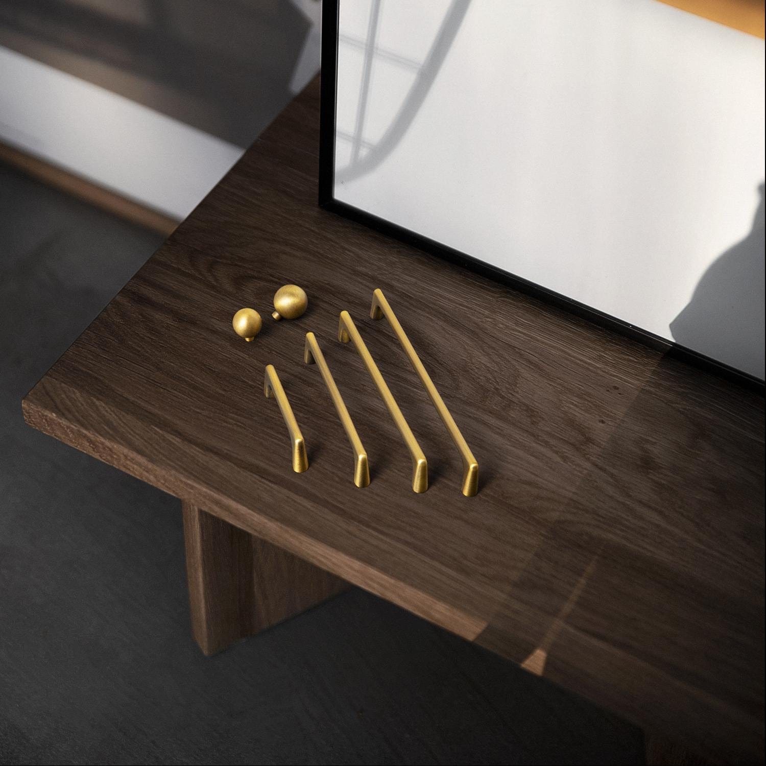 Goo-Ki Brushed Bronze Cabinet Pulls Modern Zinc Alloy Drawer Handles